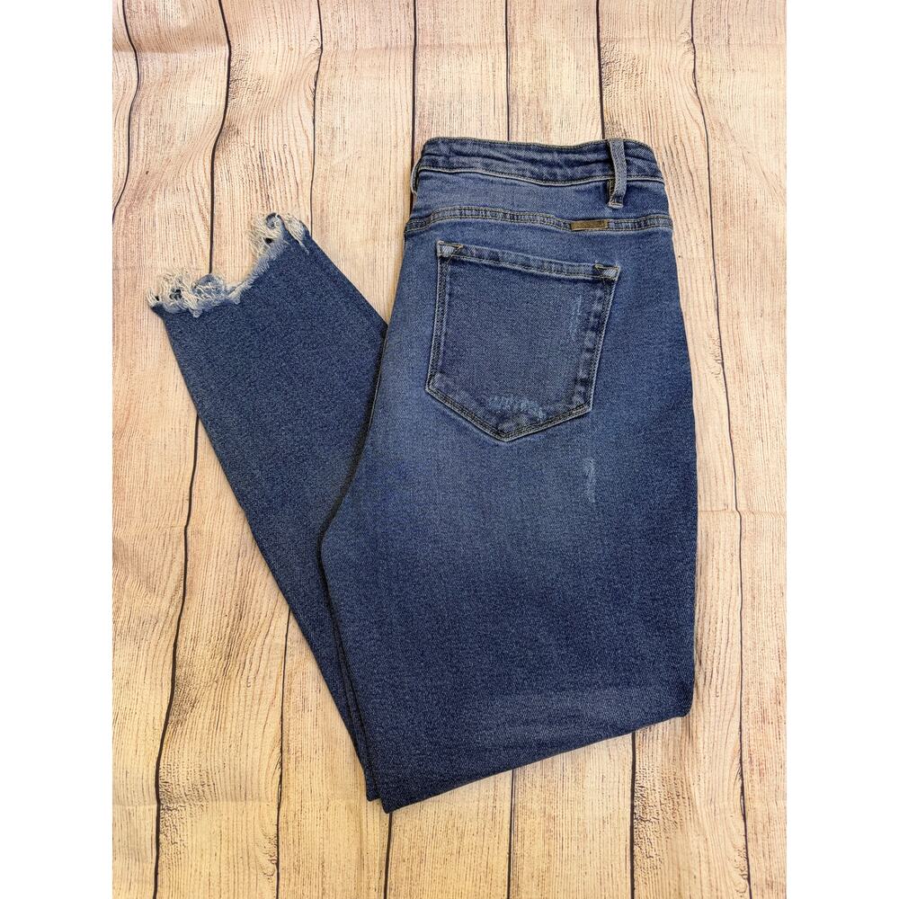 KanCan Distressed Cropped Jeans Medium Wash Denim Size XL